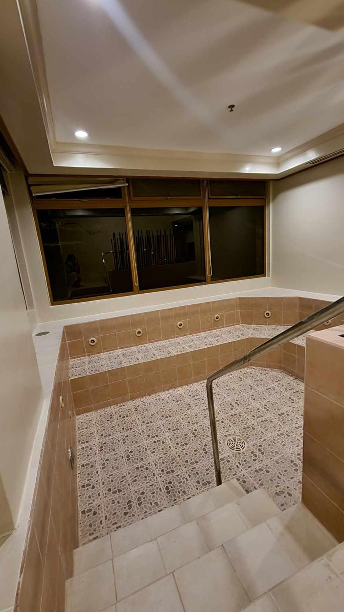 Family Room,2 King Bed Privately Owned At The Forest Lodge By Mist And Pine Baguio City Exterior photo
