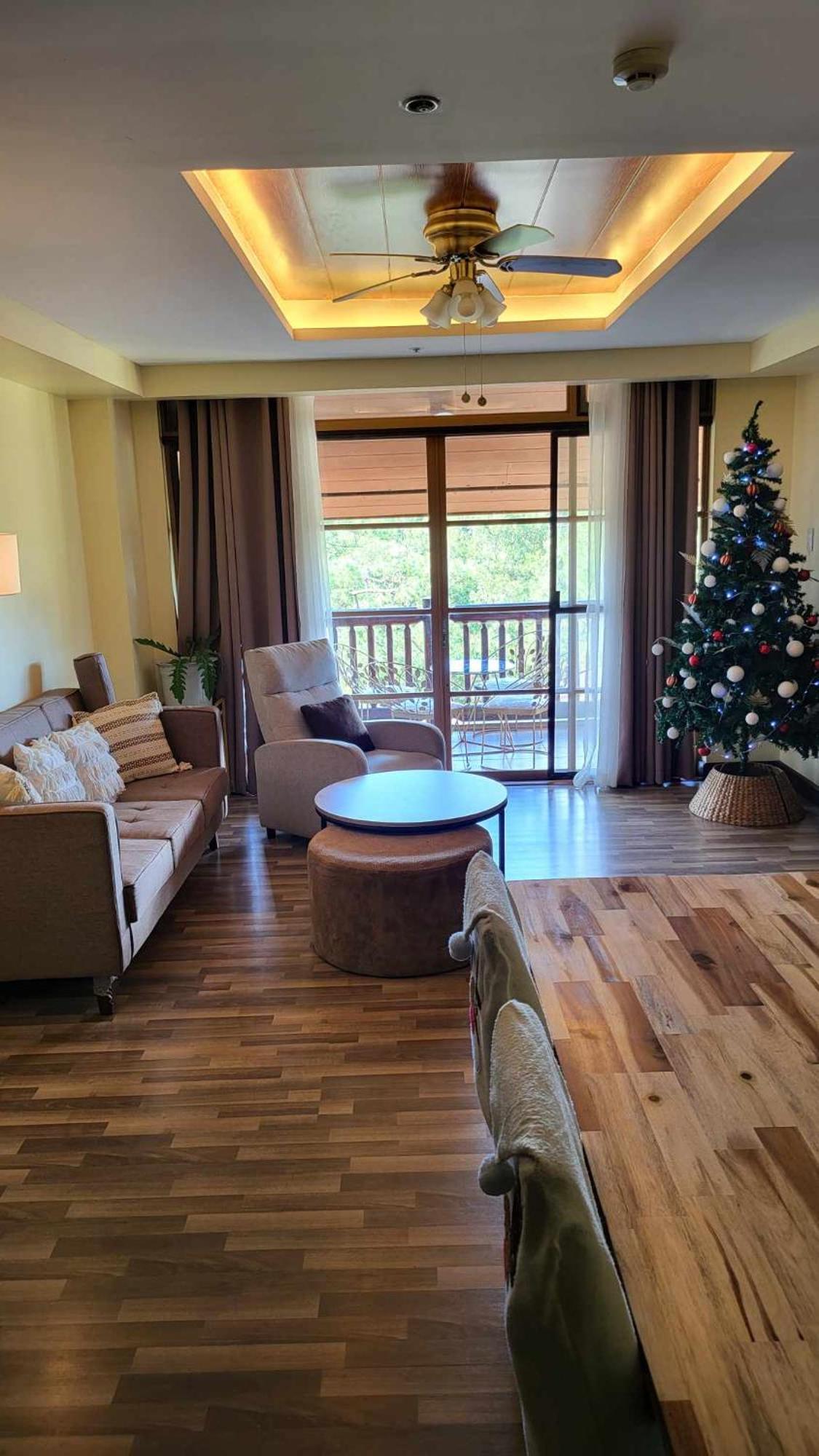 Family Room,2 King Bed Privately Owned At The Forest Lodge By Mist And Pine Baguio City Exterior photo